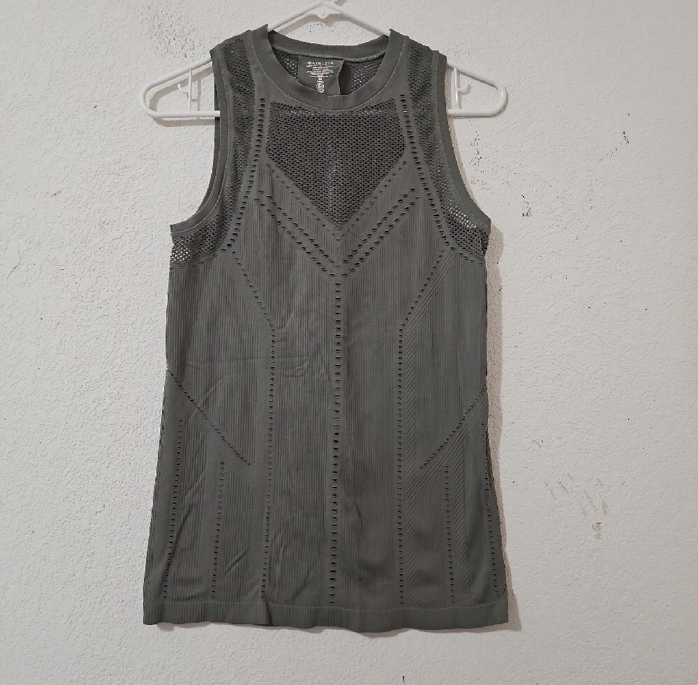 Athleta Oxygen Sleeveless Tank Top Size Medium